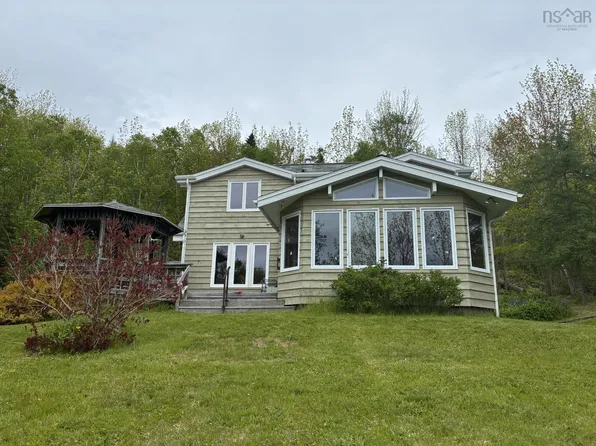 4030 Marble Mountain Rd, Inverness, NS B0E 3K0