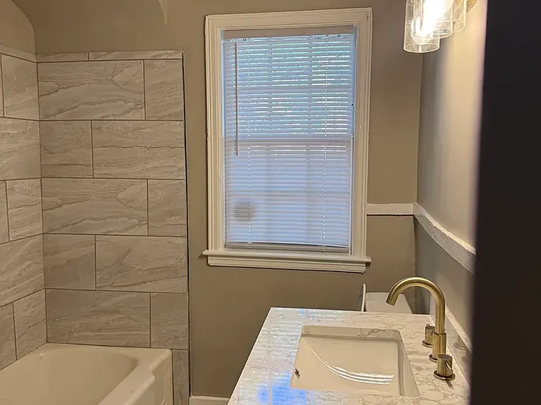 3376 Spottswood Ave — Photo 5
