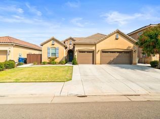 3327 Wrenwood Ave, Clovis, CA 93619