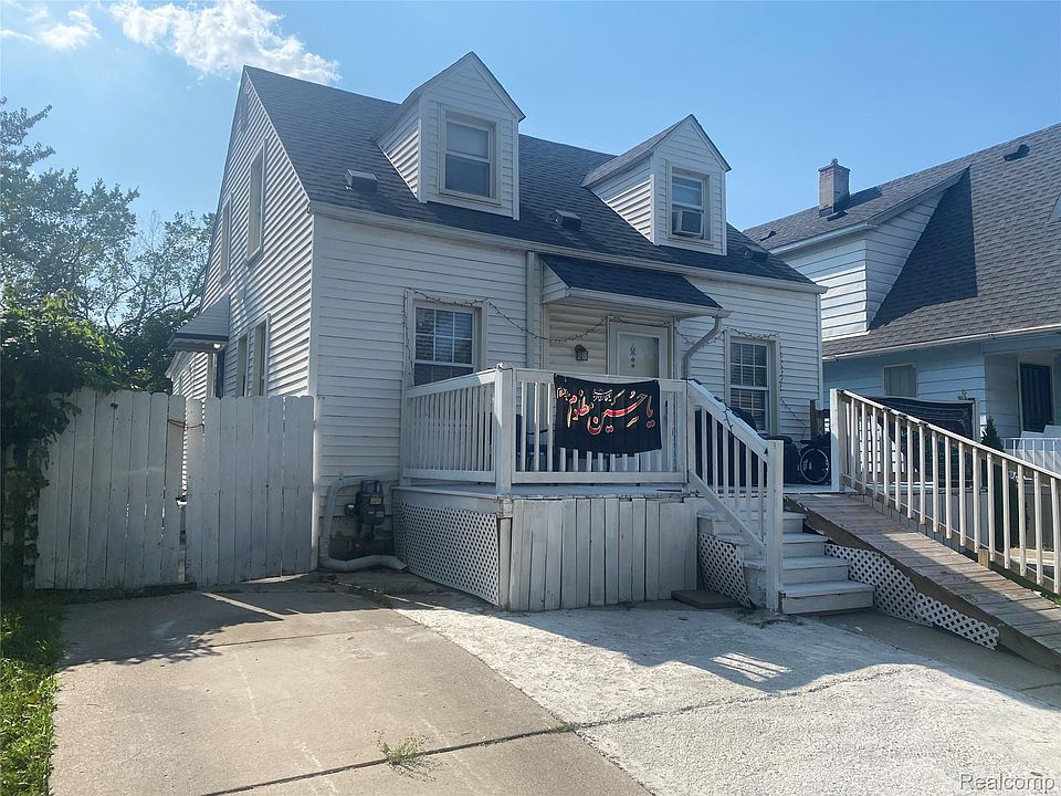 1st image of 6359 Woodmont Ave