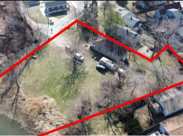 5210 Howard Ave, Hammond, IN 46320