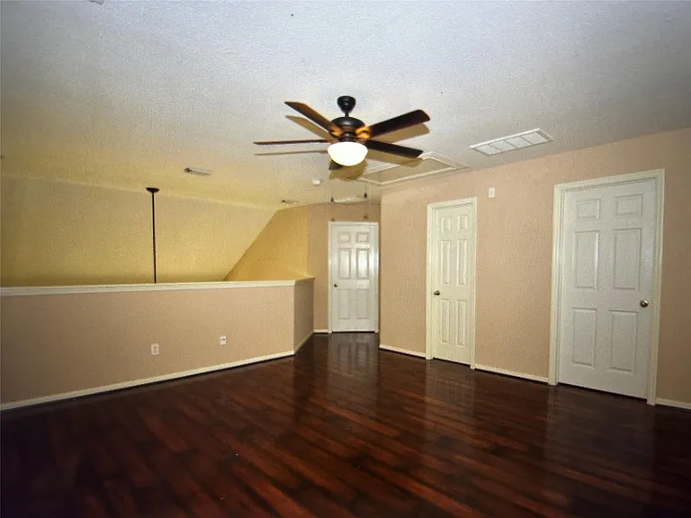8911 Silent Willow Ln — Photo 19