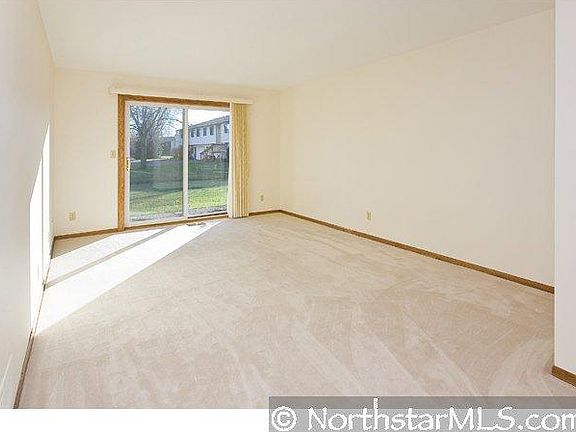 2nd image of 752 Parkside Drive