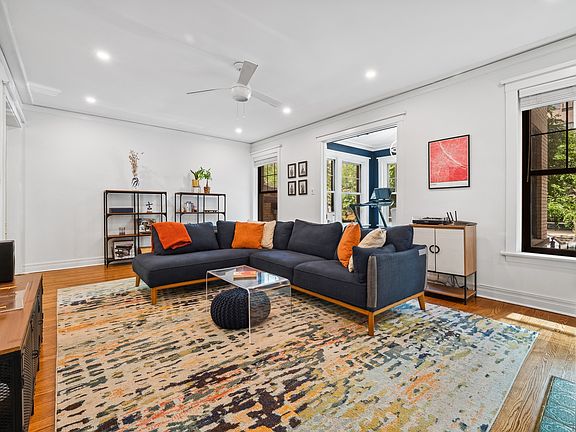 4th image of 515 W Belmont Ave #1-E