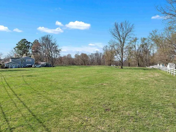 835 Madison St, Hawesville, KY 42348