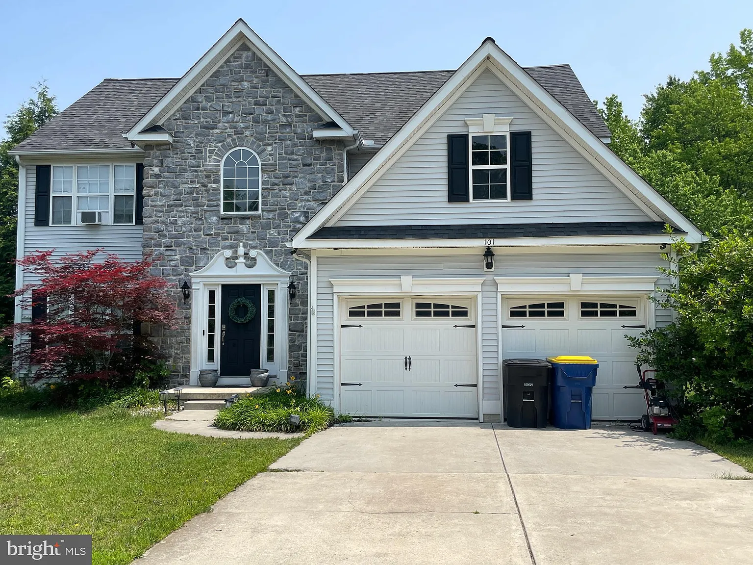 101 Hobbyhorse Ct photo 1