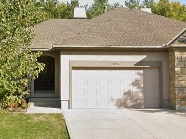 4005 SW Homestead Dr, Lees Summit, MO 64082