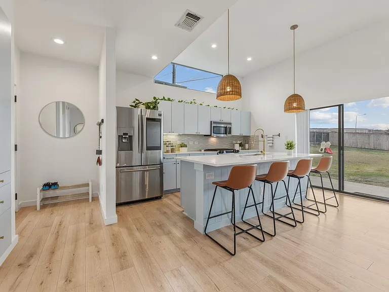 5809 Toscana Ave — Photo 6