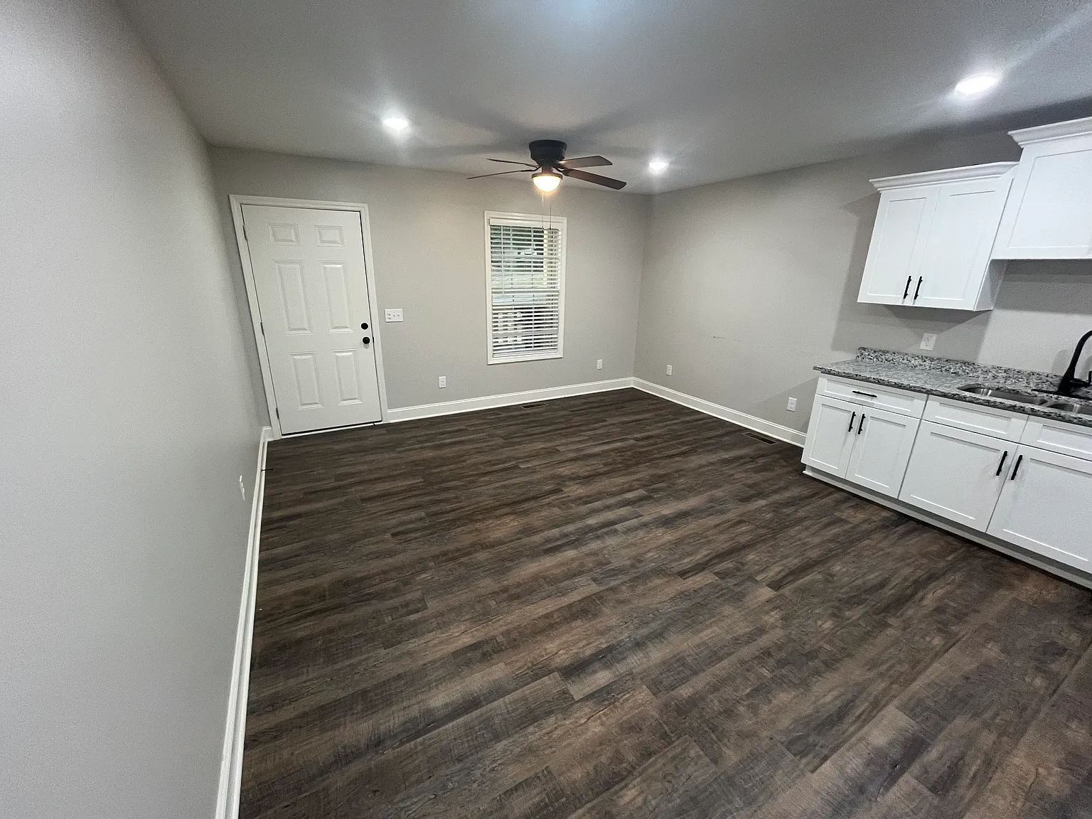 2 bed, 750 sqft, $1,350 — Photo 4
