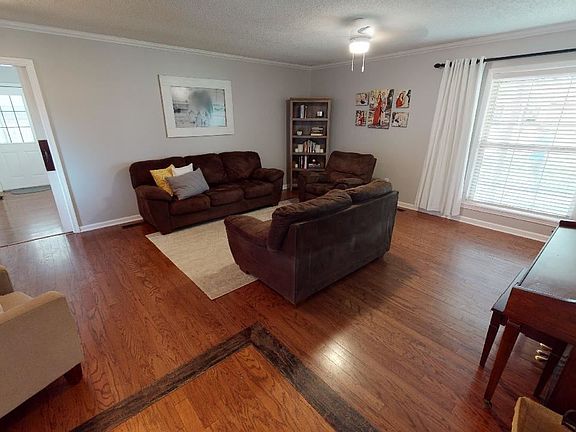 5th image of 847 Southview Dr