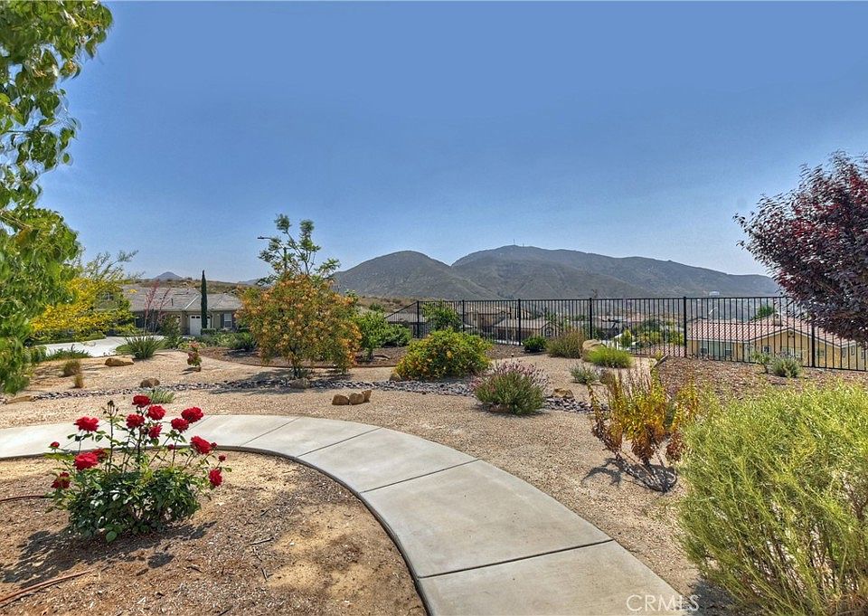 3079 Crystal Ridge Ln, Colton, CA 92324 Zillow