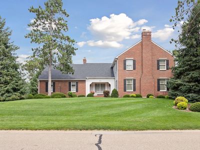 8160 Emerald Ln, Woodbury, MN, 55125
