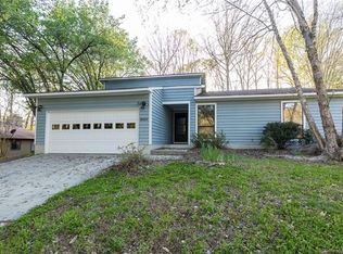 9524 Rainbow Forest Dr, Charlotte, NC 28277