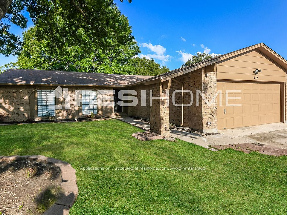 1st image of 412 Bodart Ln