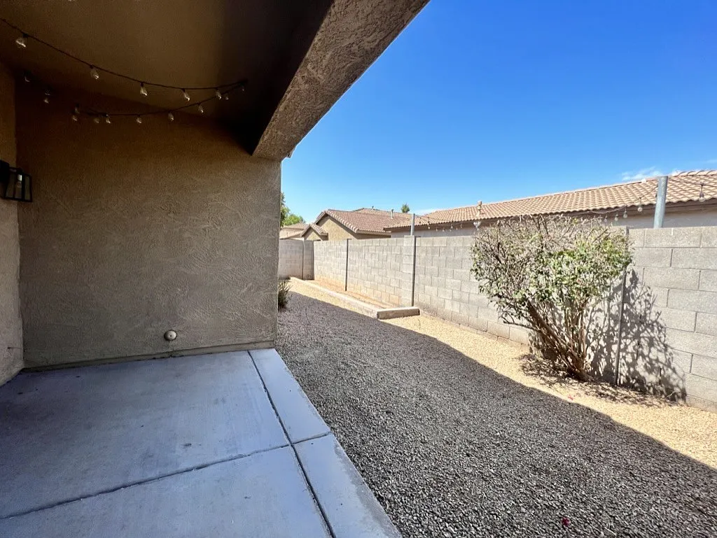 2138 North Arbor Lane — Photo 3