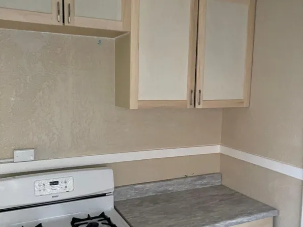 14858 Fairfield St, Detroit, MI 48238