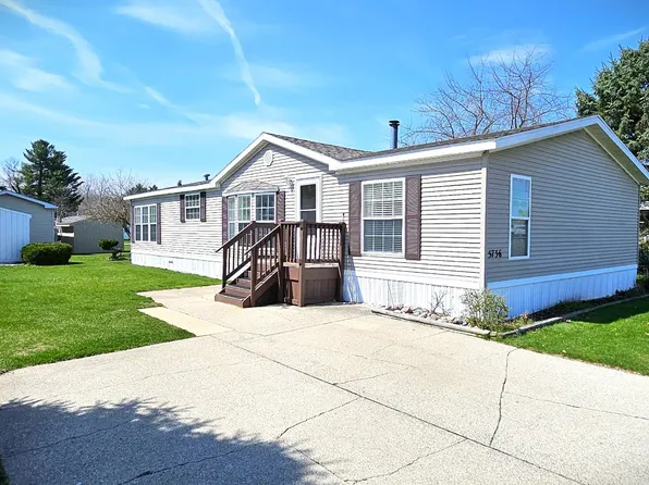 5736 S Mayberry St #161, Kalamazoo, MI 49009