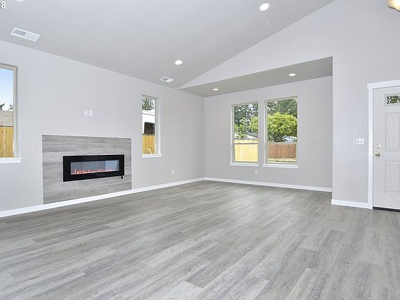 3rd image of 7806 NE 139th Ave