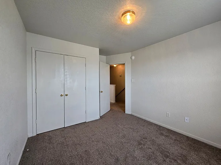 1603 Dugger Cir #B — Photo 16