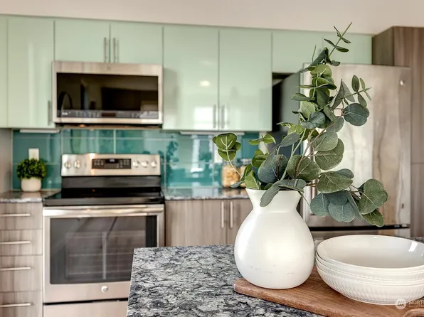 1085 103rd Avenue NE #628, Bellevue, WA 98004