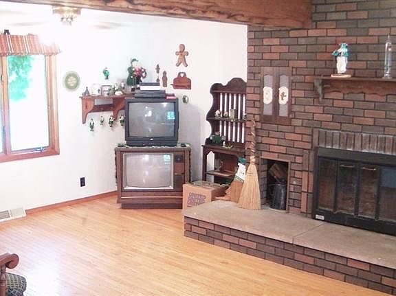2nd image of 3728 E 73rd Ave