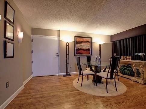 4th image of 2413 Bayshore Blvd Unit 1703