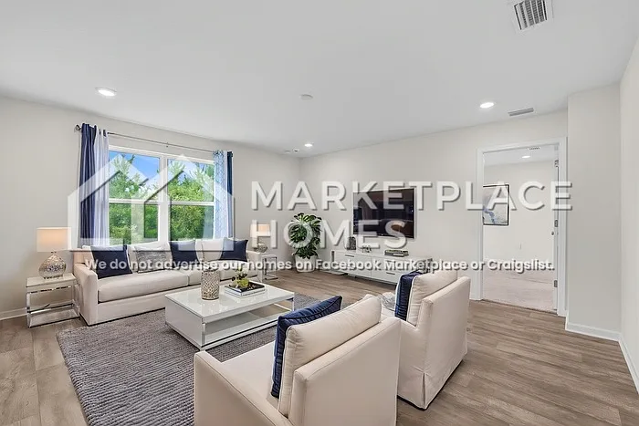 4 bed, 2.0 bath, 1780 sqft, $2,225 — Photo 3