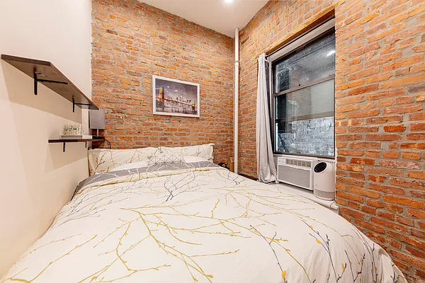 Rented by Douglas Elliman | media 25