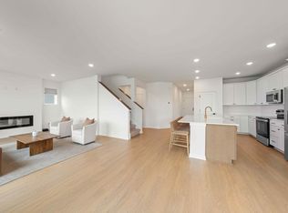 14916 Ardgillan Rd, Rosemount, MN 55068