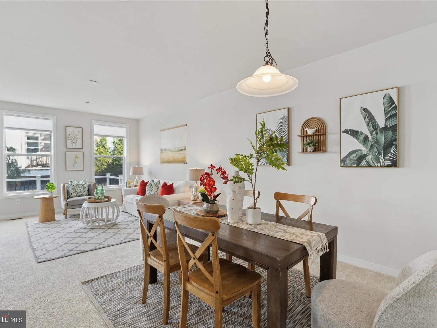 3 bed, 2.5 bath, 2600 sqft, $3,850 — Photo 4