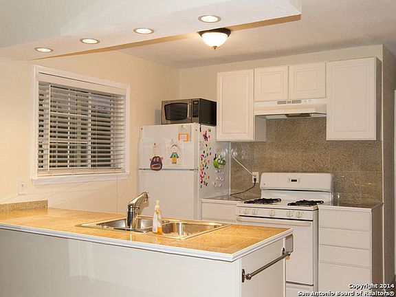 5th image of 515 Zabra Dr
