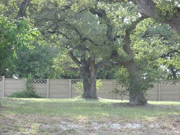 3rd image of 1926 Mulligan Dr
