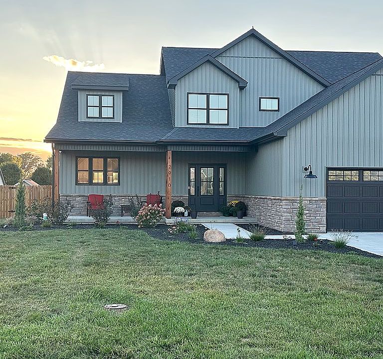 2nd image of 2910 Brittany Ct