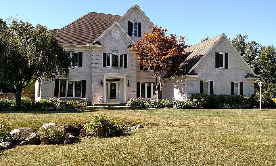 1st image of 3161 Deer Creek Dr
