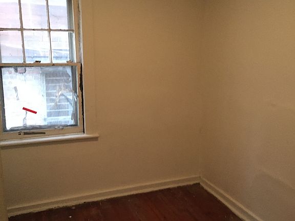 3rd image of 512 Washington Ave #1