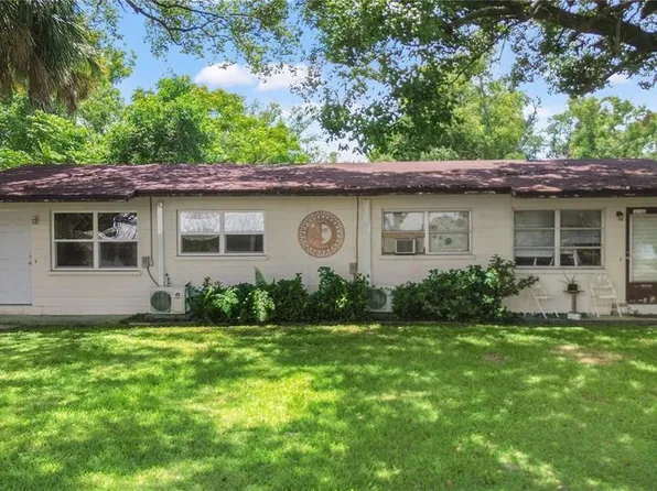 5209 9th St, Zephyrhills, FL 33542