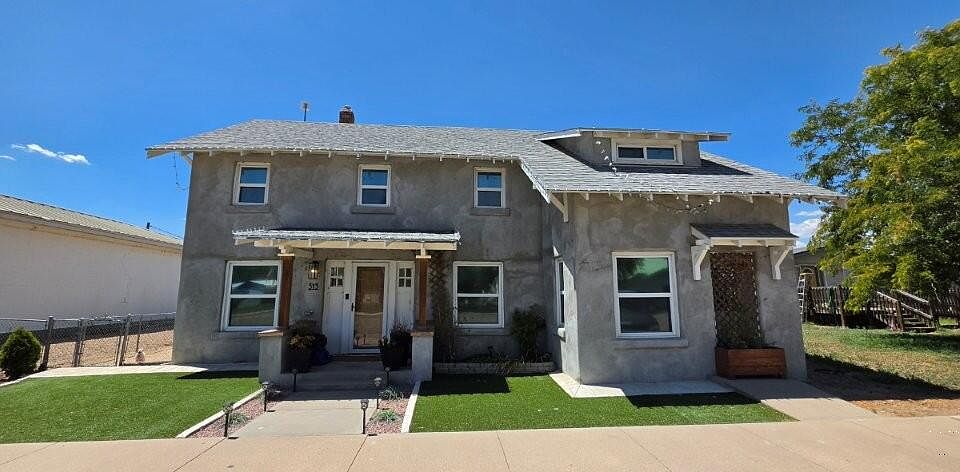 1st image of 313 Main St