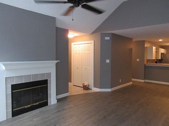 5th image of 2937 W Applewood Ct