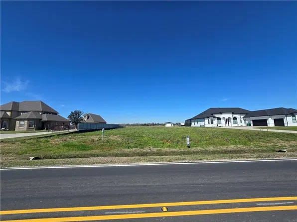Willswood Ln, Waggaman, LA 70094