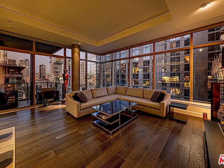 1155 S Grand Ave #1317 — Photo 6