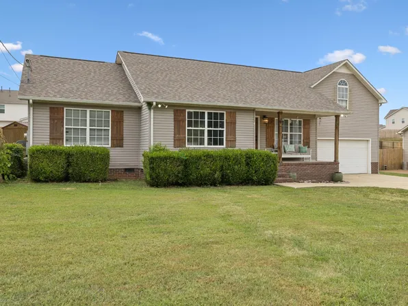 411 Brookside Dr, Mt Pleasant, TN 38474