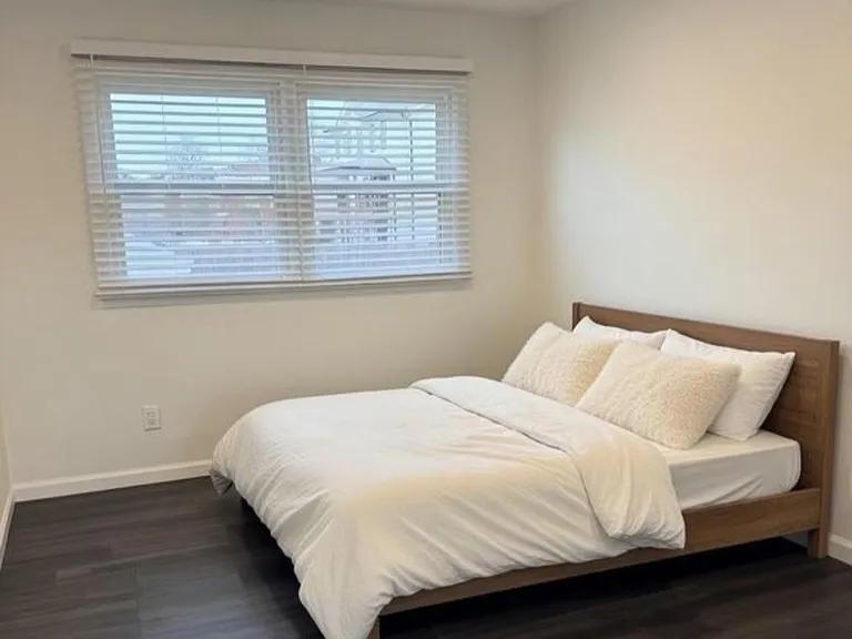 2133 Bridge Ave — Photo 6