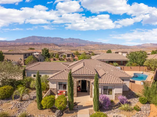 2477 S 4240 West Cir, Hurricane, UT 84737