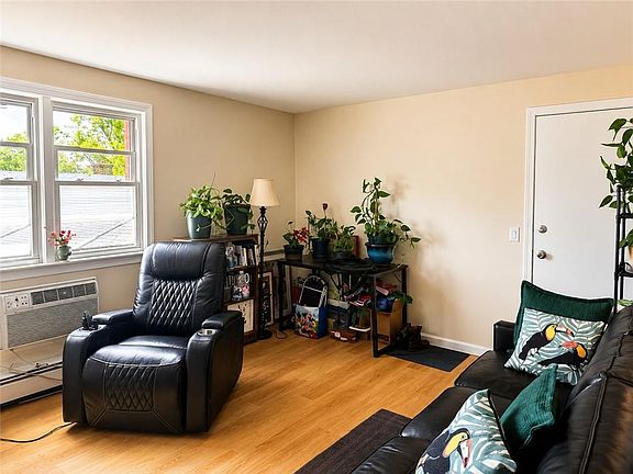 2nd image of 2160 Mineral Spring Ave #J1-16