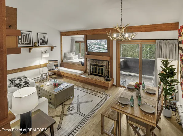 3900 S Lake Creek Dr #12-2-2, Wilson, WY 83014