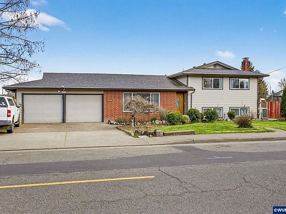 5th image of 4274 5th St