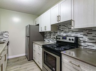 449 AA Paddington Rd, Winnipeg, MB R2N1T5