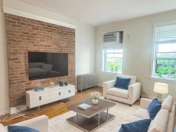 1126 Third Avenue 3A image 1 of 7