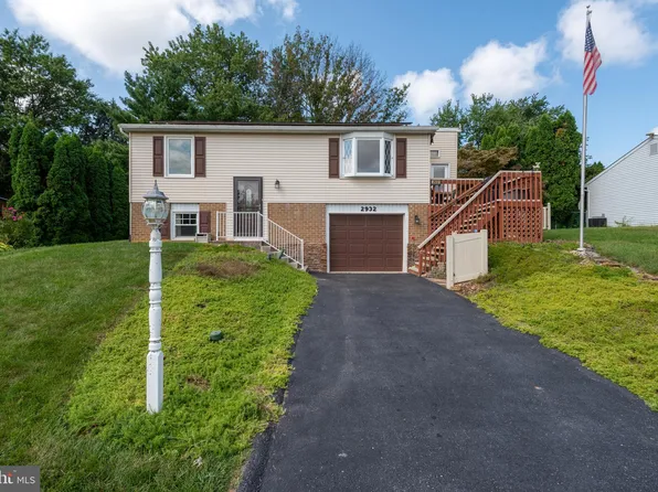 2932 Exeter Dr S, York, PA 17403