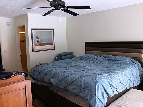 2nd image of 5 Linden Ln
